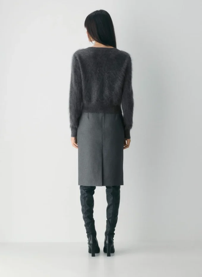 Pull à col en V rétréci en cachemire brossé