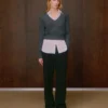 Pull à col en V rétréci en cachemire brossé