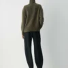 Pull à col roulé oversize en cachemire moelleux