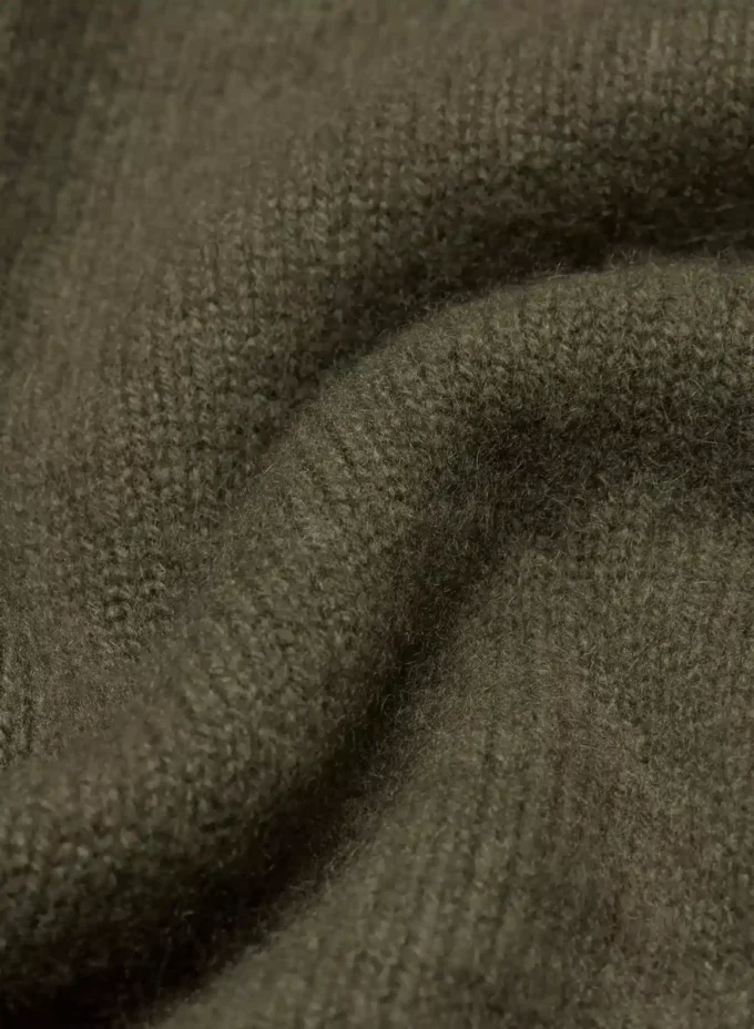 Pull à col roulé oversize en cachemire moelleux