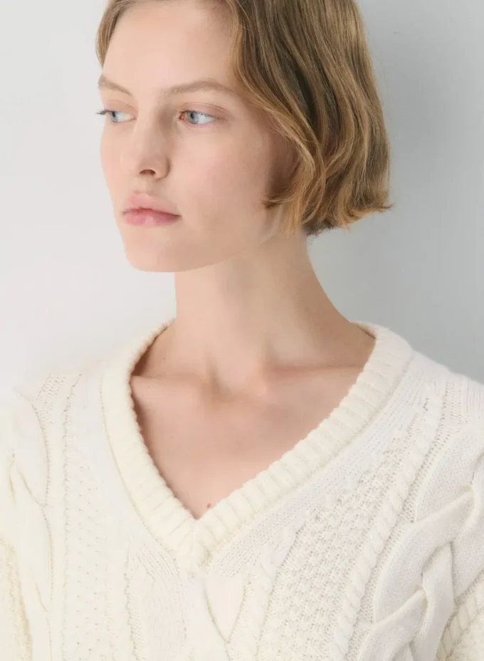 Pull en V en laine mérinos Heritage Knit