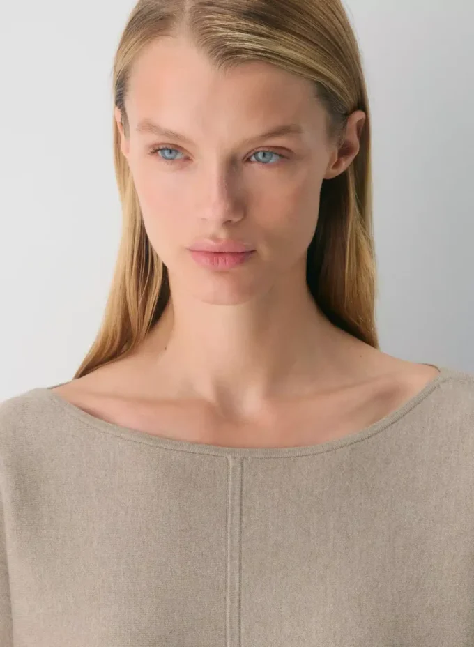 Pull minimaliste