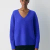 Pull oversize à col en V en cachemire moelleux
