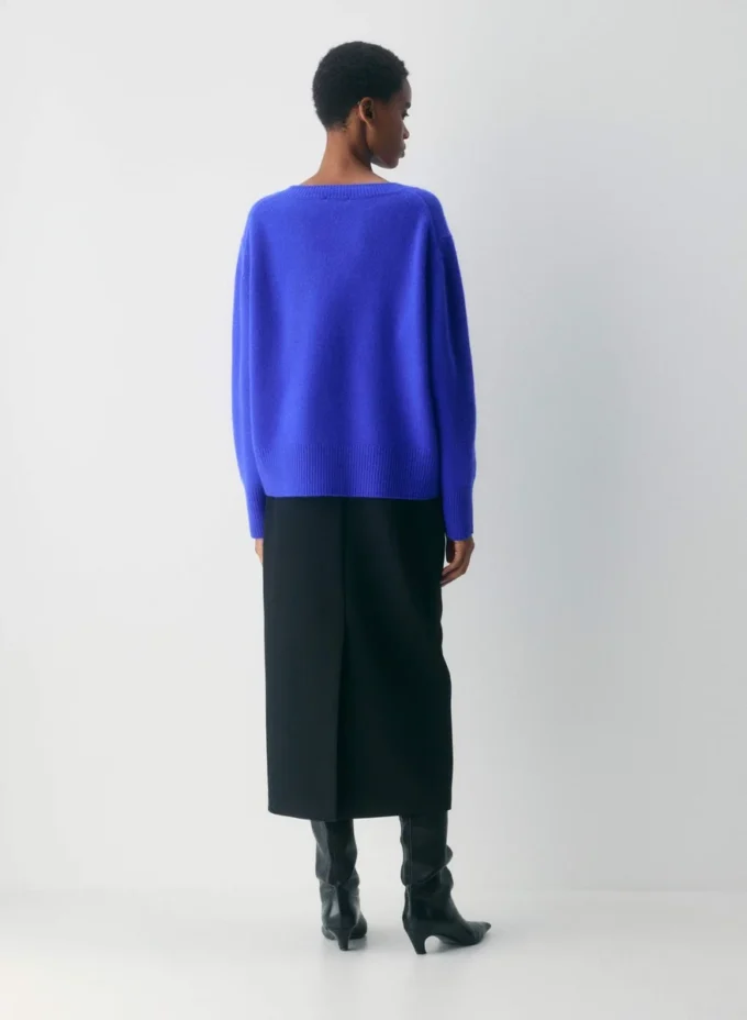 Pull oversize à col en V en cachemire moelleux