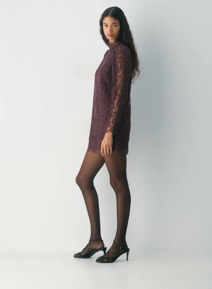 Robe Augustine