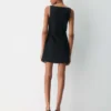 Robe Bond