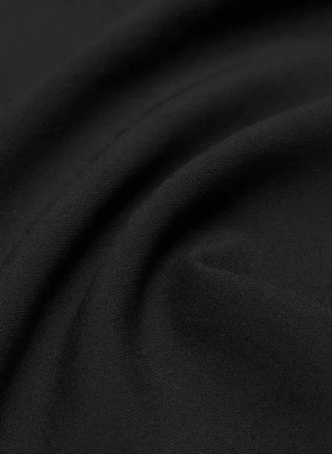 Robe Bond