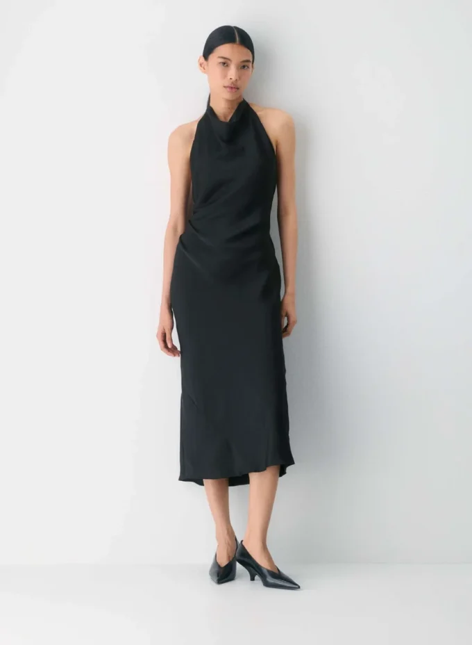 Robe dos nu en satin Audience