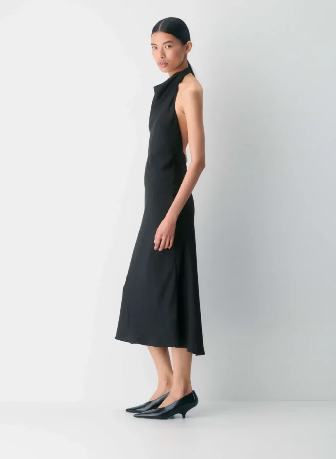 Robe dos nu en satin Audience