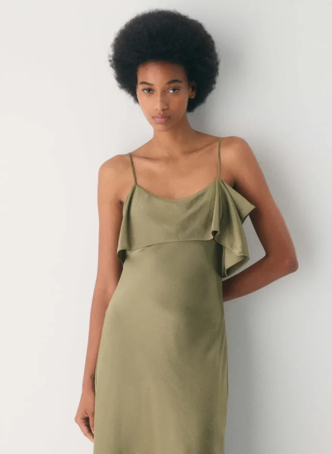 Robe en satin Cannelle