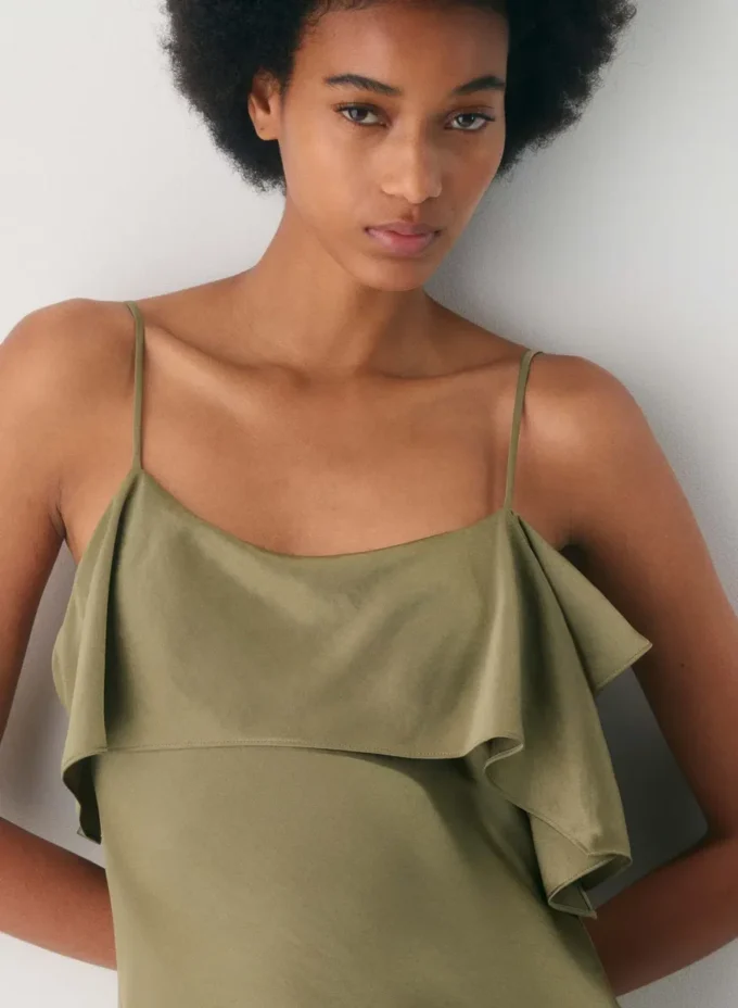 Robe en satin Cannelle