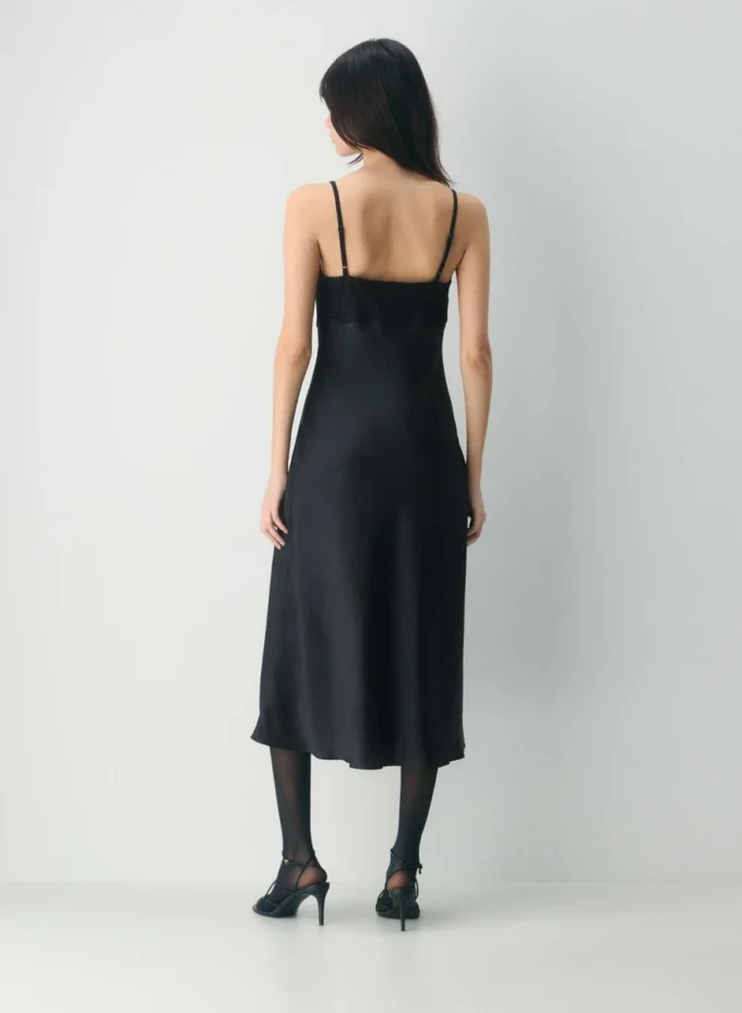 Robe en satin Memorize