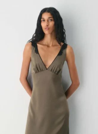 Robe en satin Pavilion