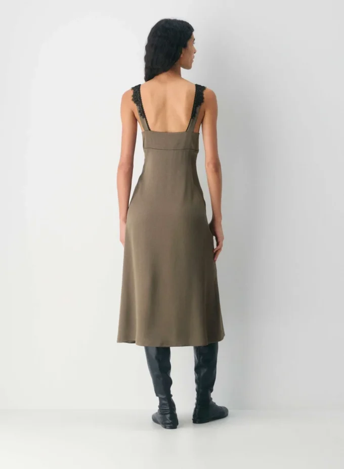Robe en satin Pavilion