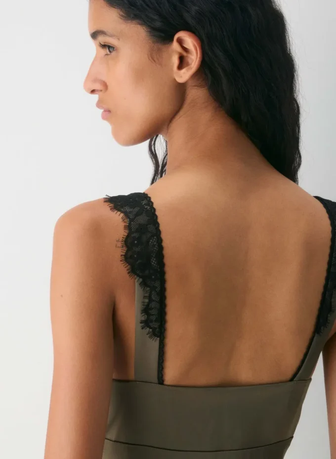 Robe en satin Pavilion
