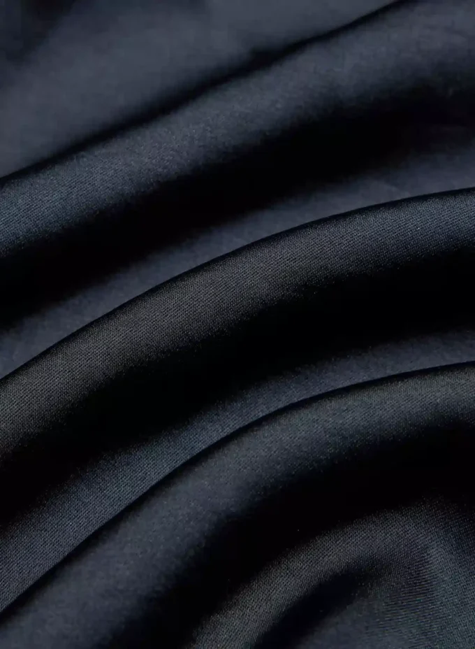 Robe en satin Province