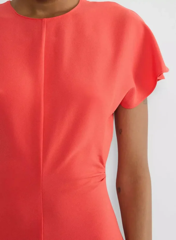 Robe futuriste