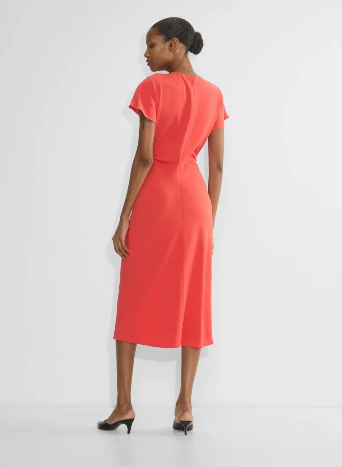 Robe futuriste