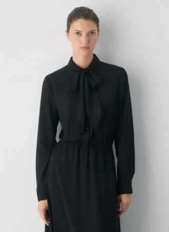 Robe Hopper