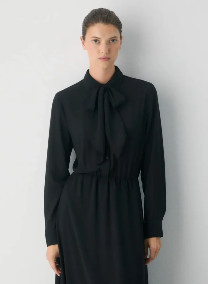 Robe Hopper