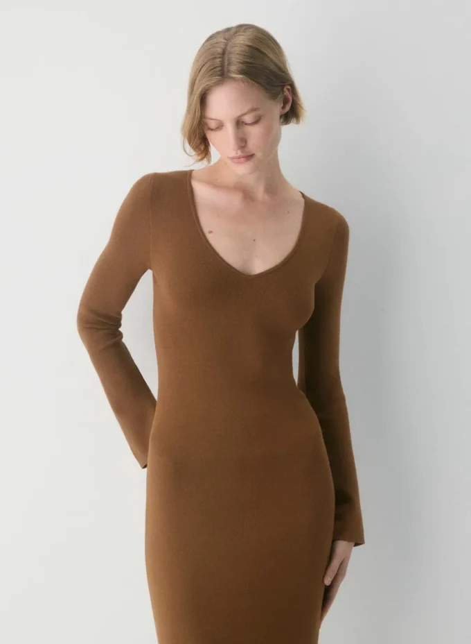 robe Moore