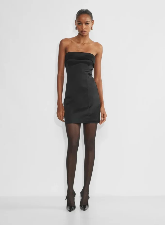 Robe tube en satin chatoyant