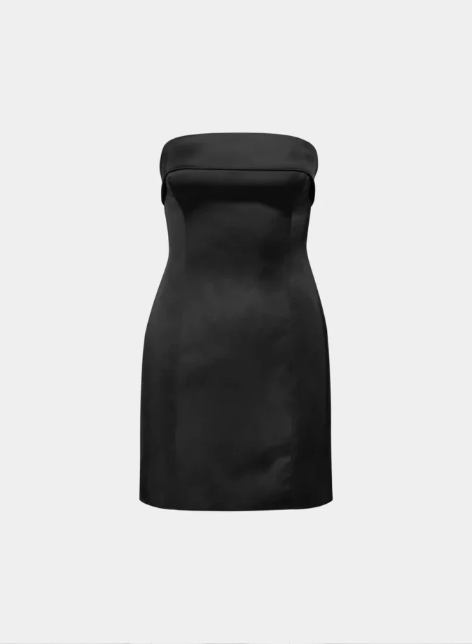 Robe tube en satin chatoyant