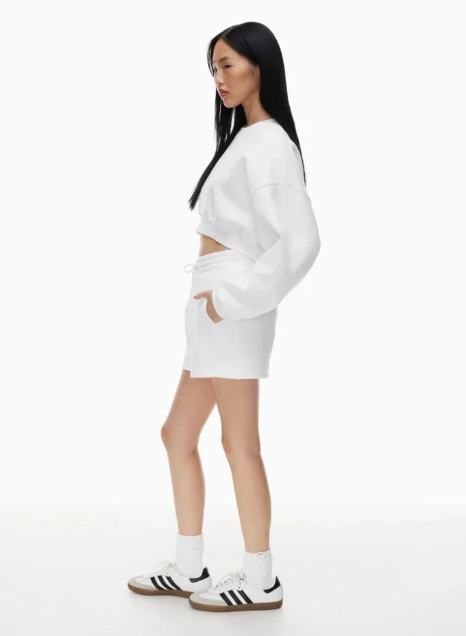 Short boyfriend mi-cuisse en molleton douillet