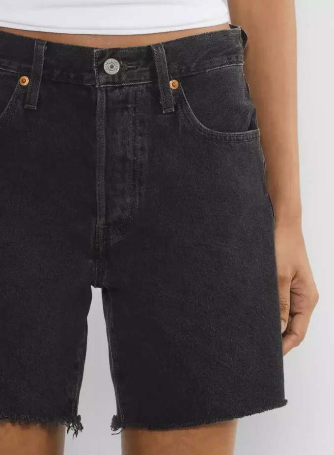 Short en jean Levi&rsquo;s 501 mi-cuisse