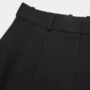 Short plissé mi-cuisse