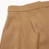 Short plissé mi-cuisse