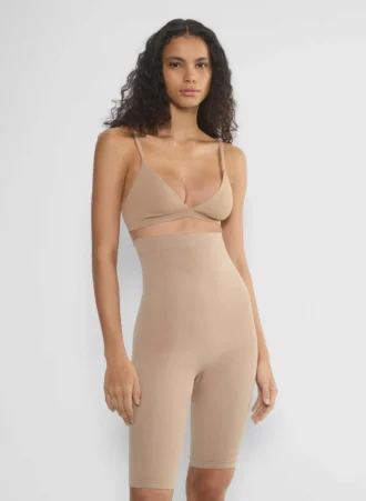 Short sans coutures ShapeEnhance™ à taille très haute