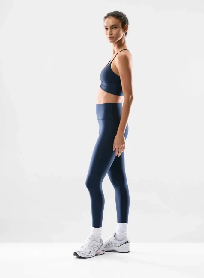 Soutien-gorge de sport incliné GloTone™