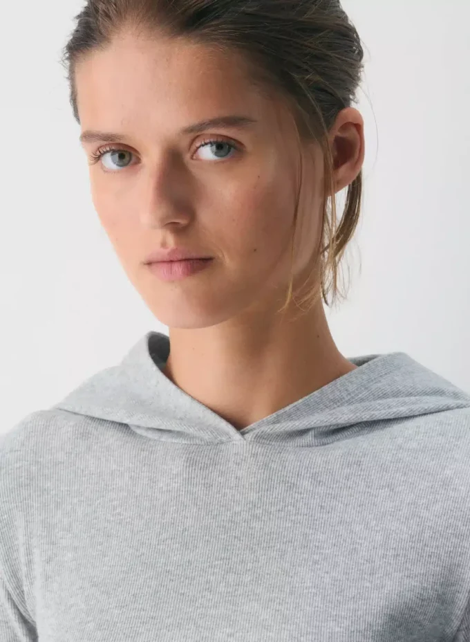 Sweat à capuche en coton côtelé extensible