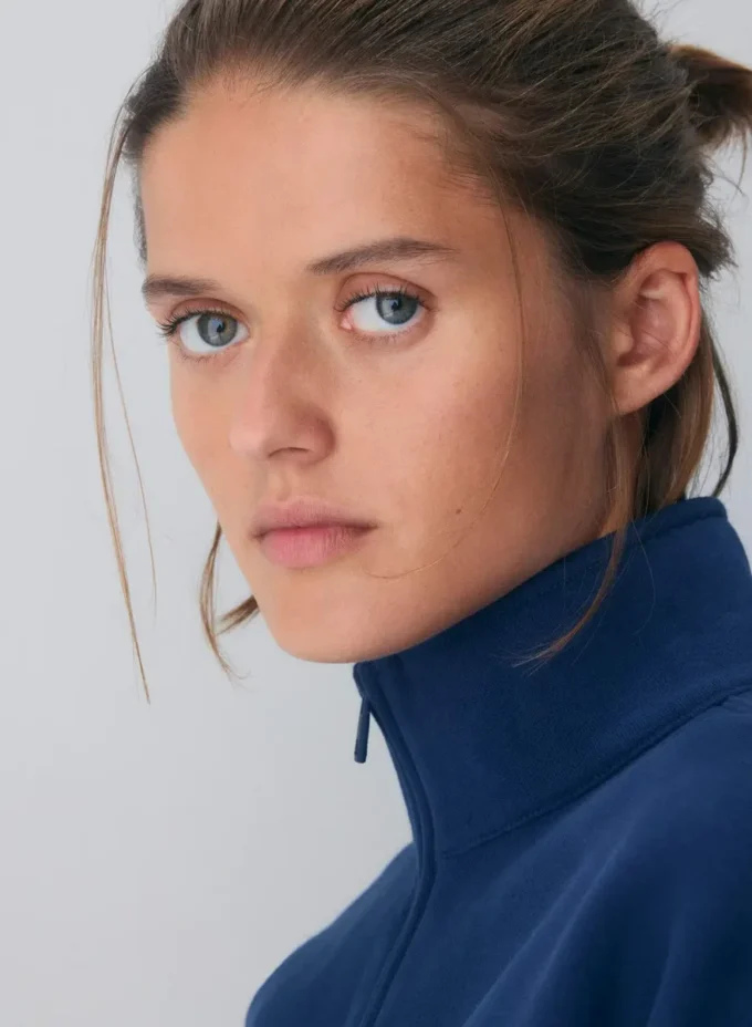 Sweat-shirt confortable en molleton boyfriend court à demi-zip