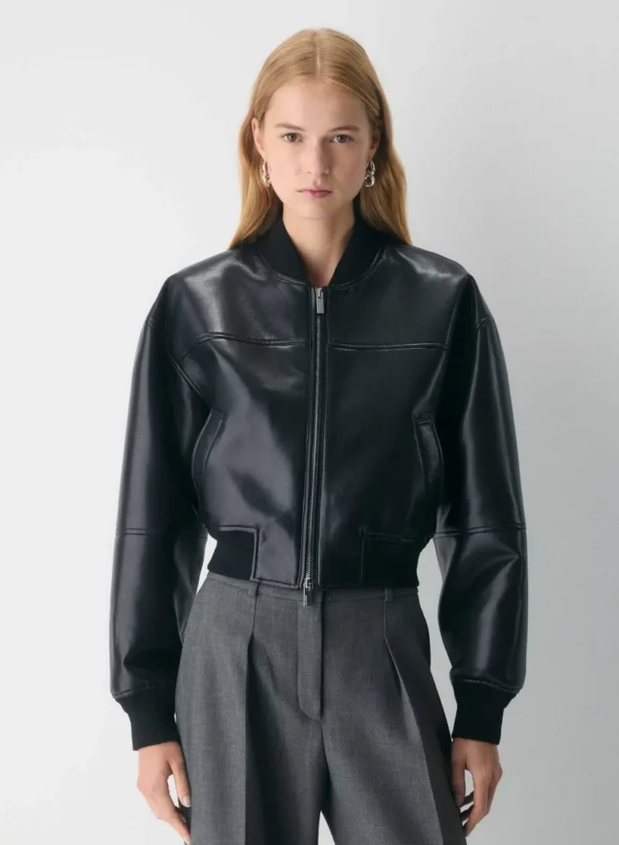 Synergy Bomber – Cuir UnReal